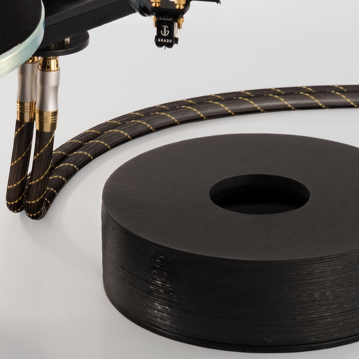 o10 etuje na příslušentsví